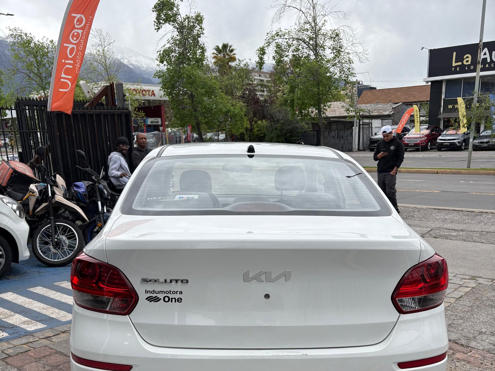 Kia SOLUTO 2022 - Foto 4 de 10