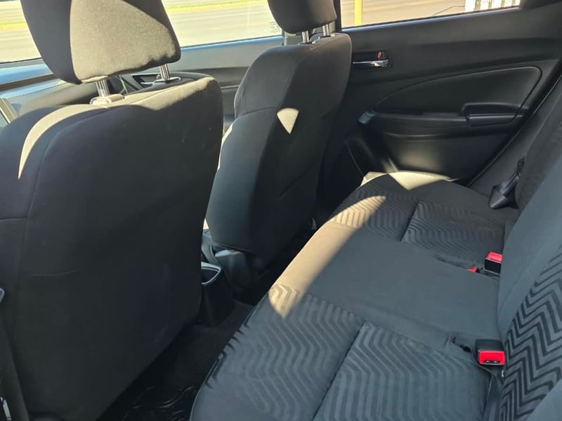 Suzuki SWIFT 2021 - Imagen 8 de 10