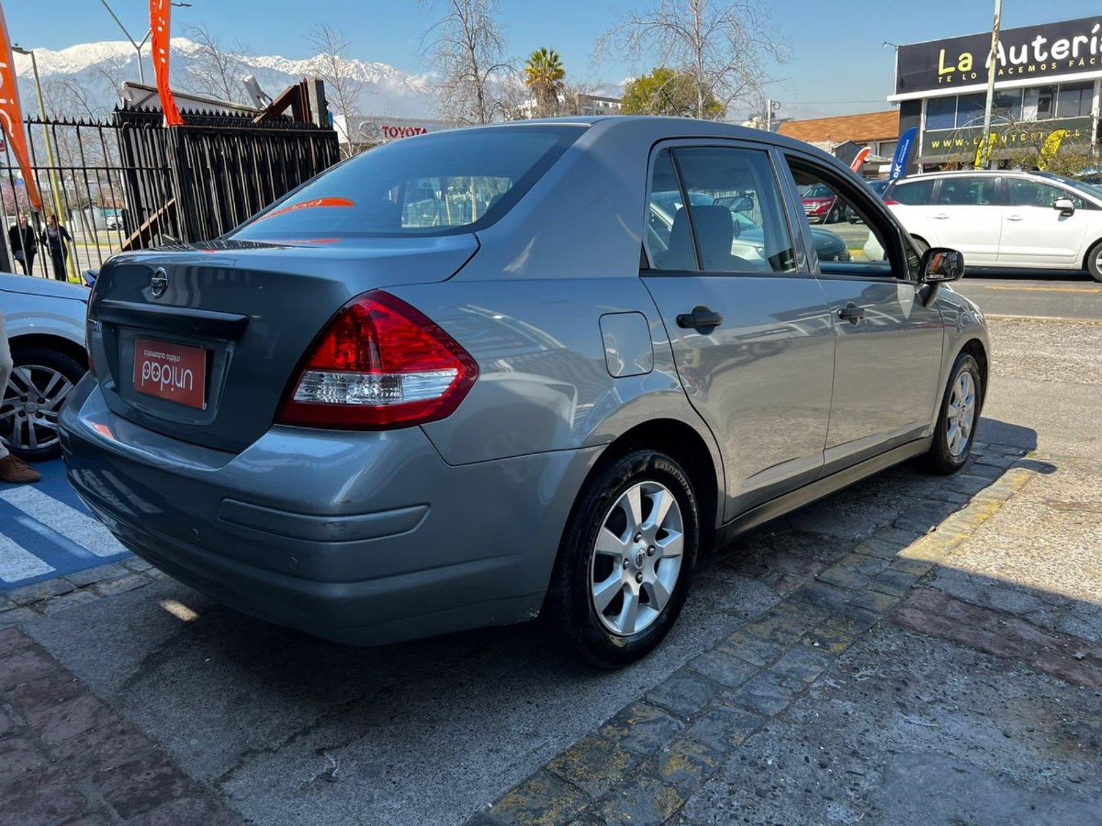 Nissan TIIDA 2017 - Imagen 6 de 10
