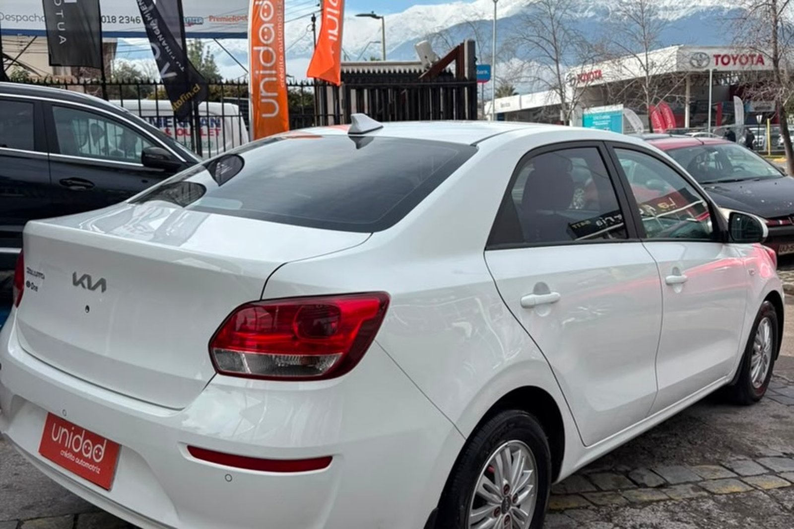 Kia SOLUTO 2023 - Imagen 6 de 11