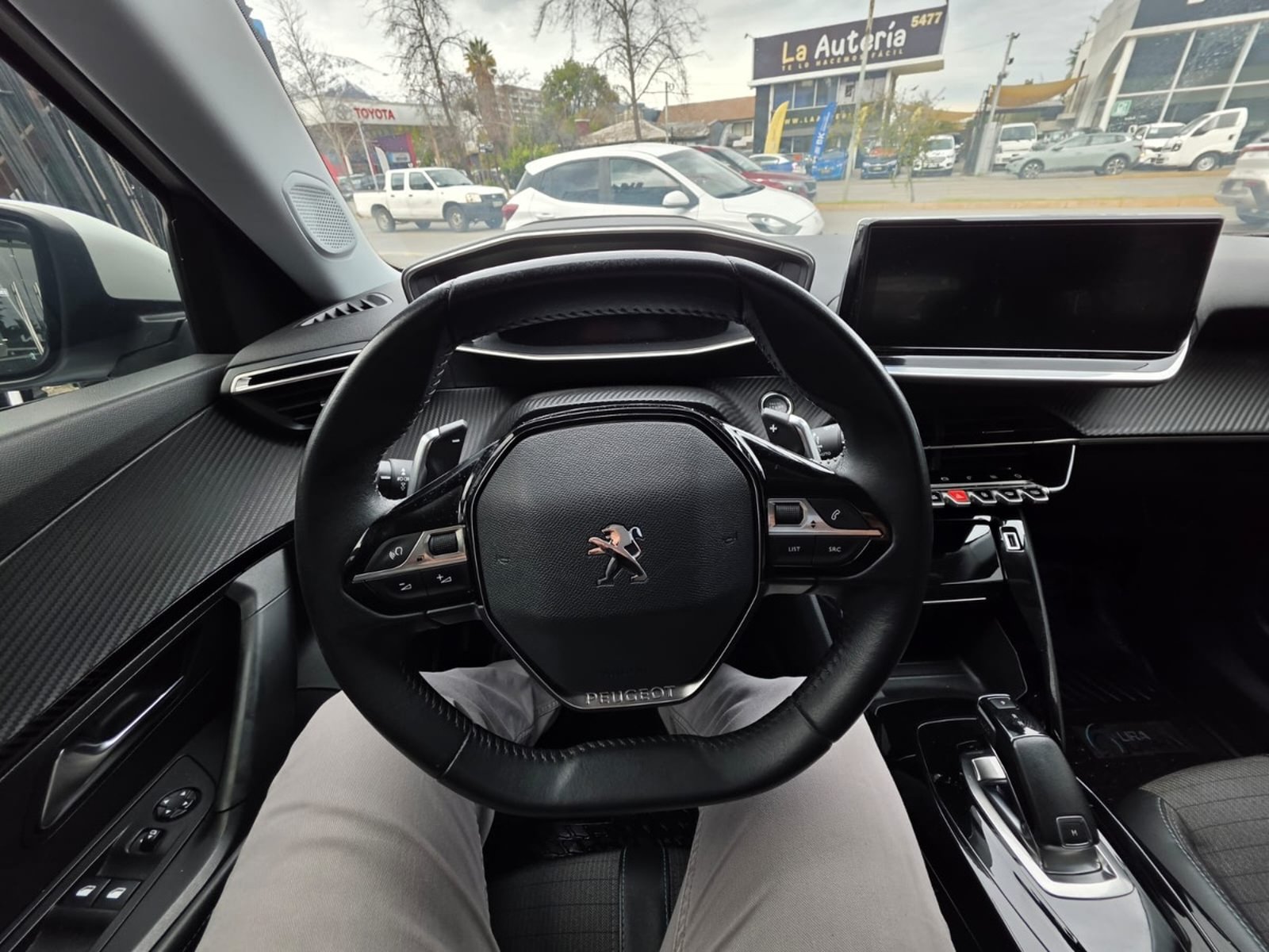Peugeot 2008 2022 - Imagen 9 de 10