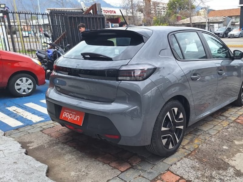 Peugeot 208 2024 - Imagen 6 de 11