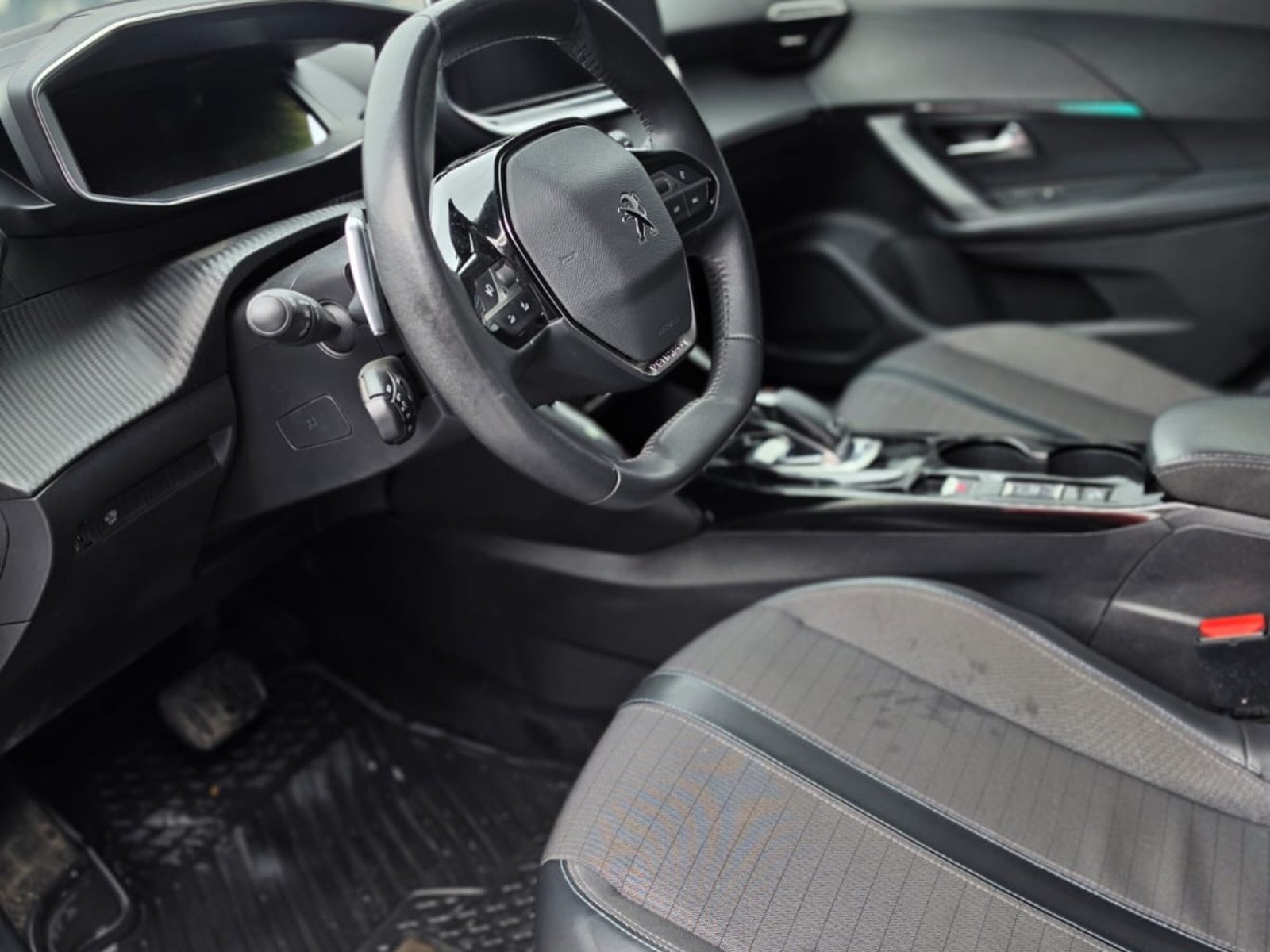 Peugeot 2008 2022 - Imagen 7 de 10