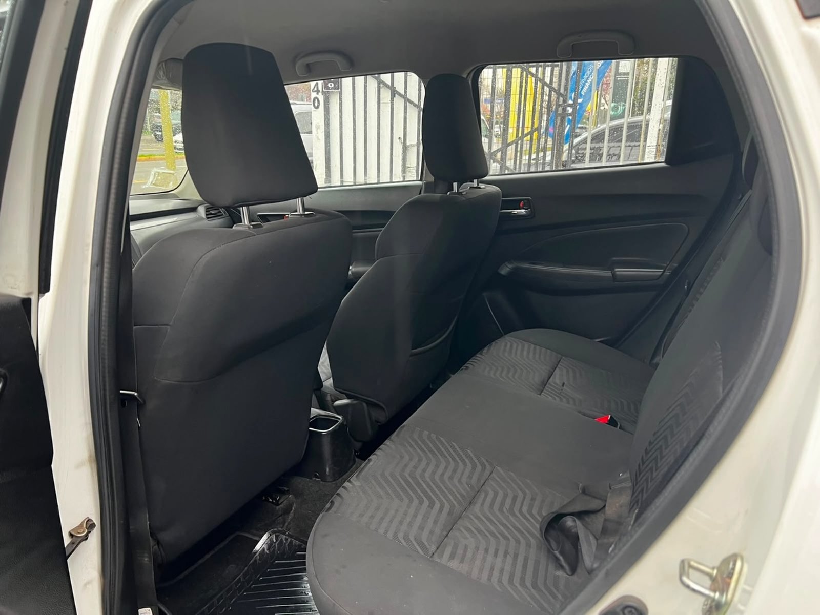 Suzuki SWIFT 2021 - Imagen 9 de 10