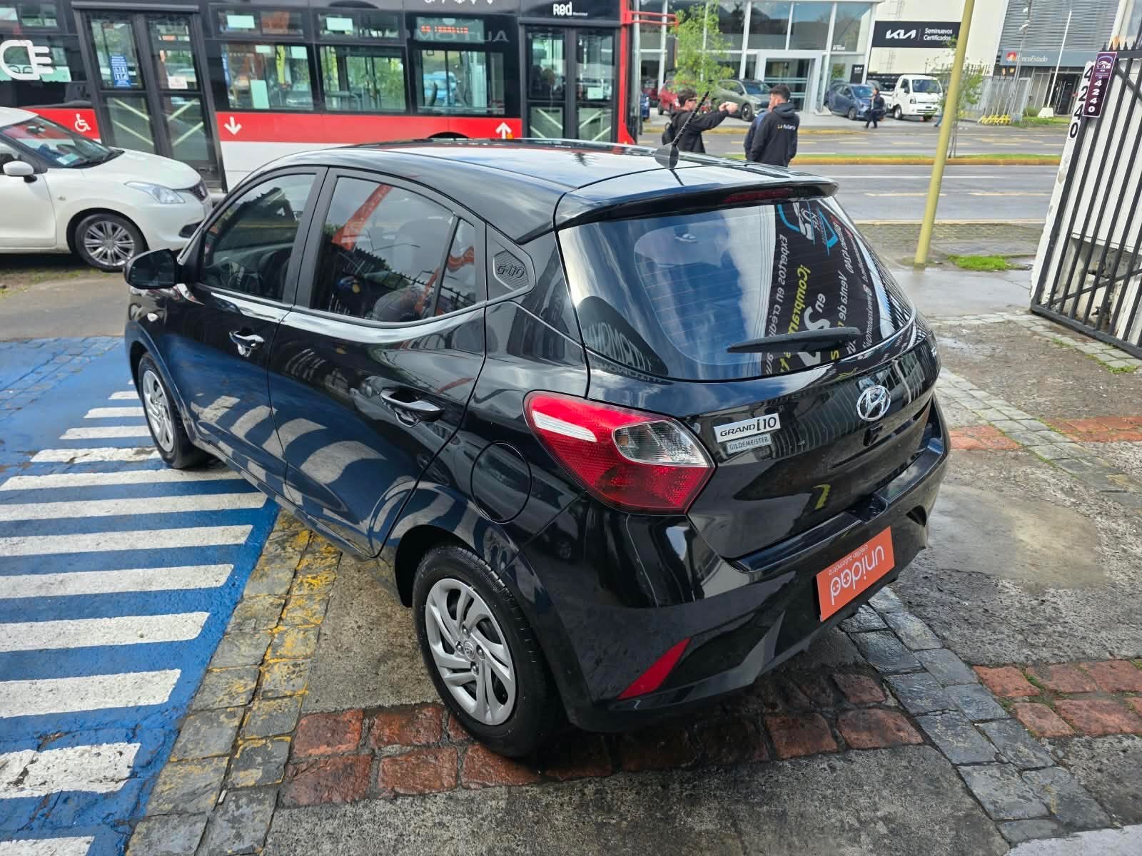 Hyundai GRAND 2021 - Foto 4 de 10