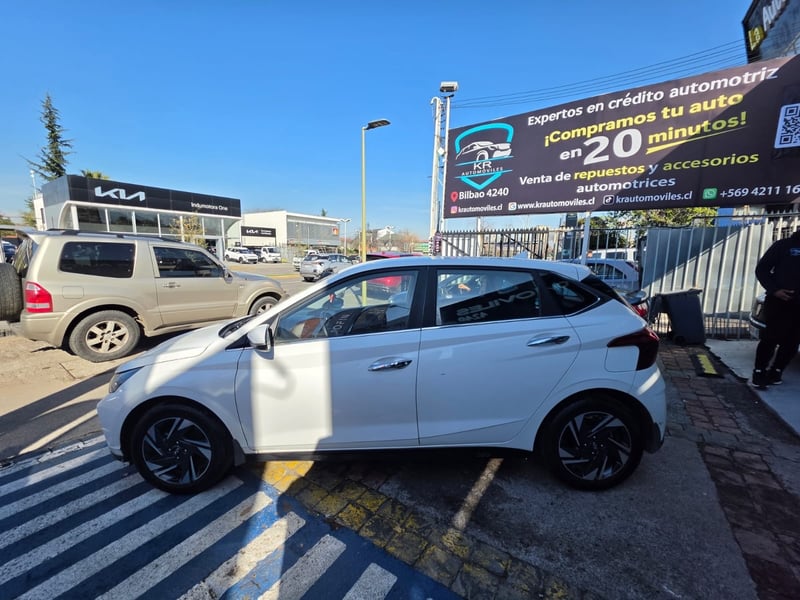 Hyundai 1 2022 - Imagen 6 de 10