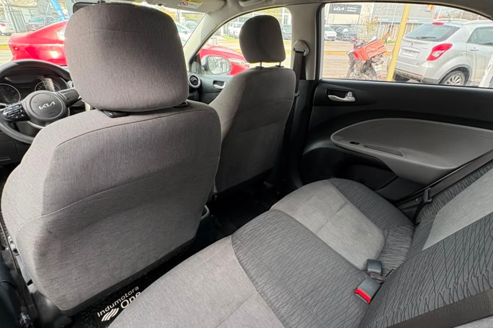 Kia SOLUTO 2023 - Imagen 8 de 11