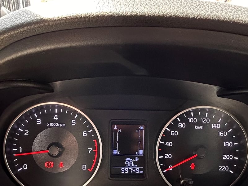 Kia SOLUTO 2021 - Imagen 8 de 9