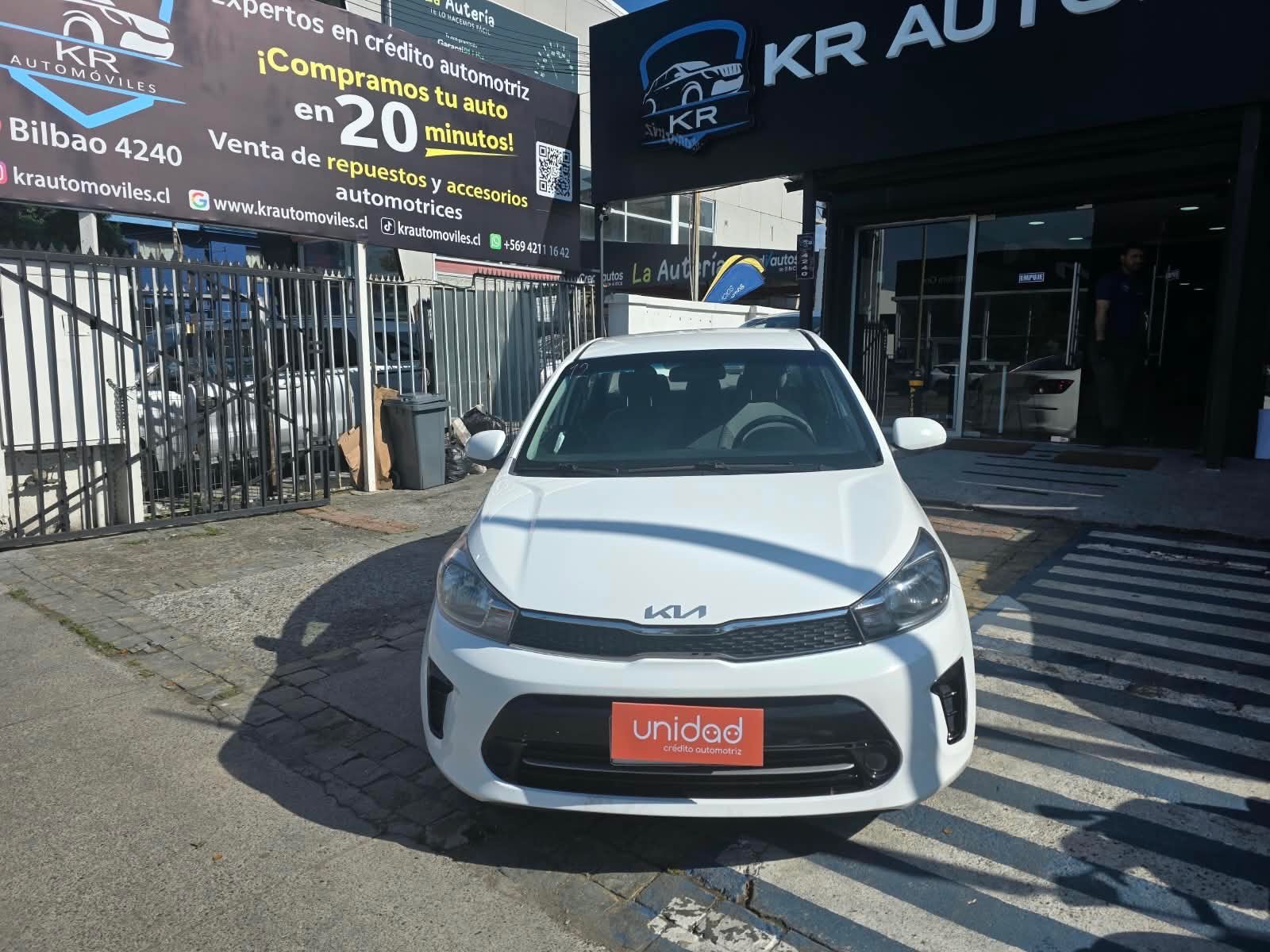 Kia SOLUTO 2022 - Foto 2 de 10