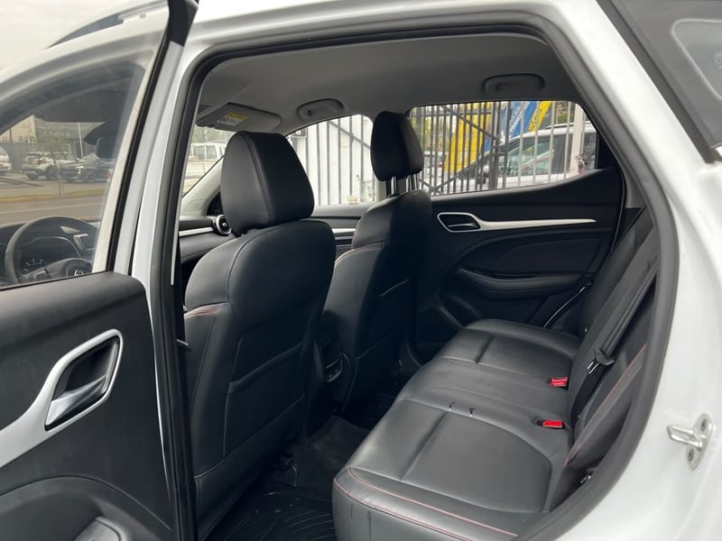 MG ZX 2025 - Imagen 9 de 10
