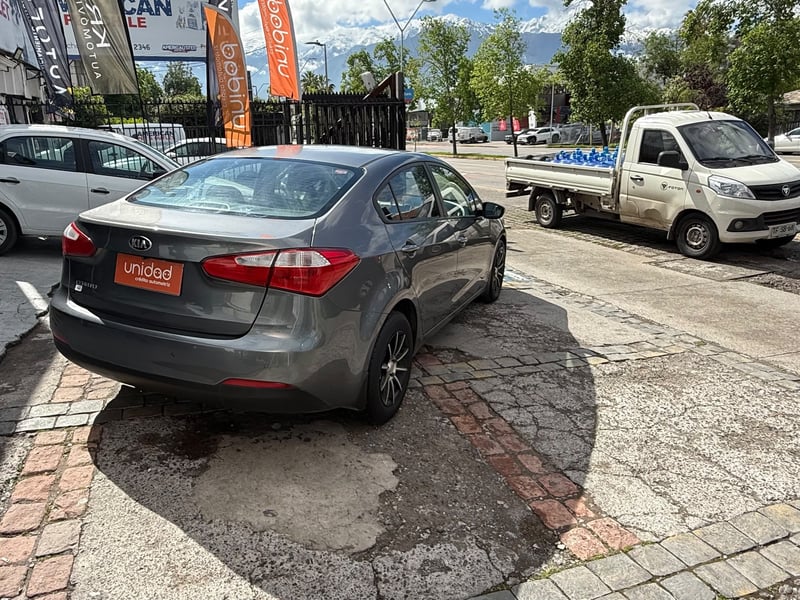 Kia CERATO 2016 - Imagen 6 de 10