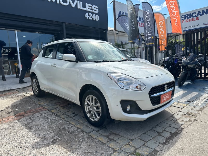 Suzuki SWIFT 2022 - Imagen 4 de 10