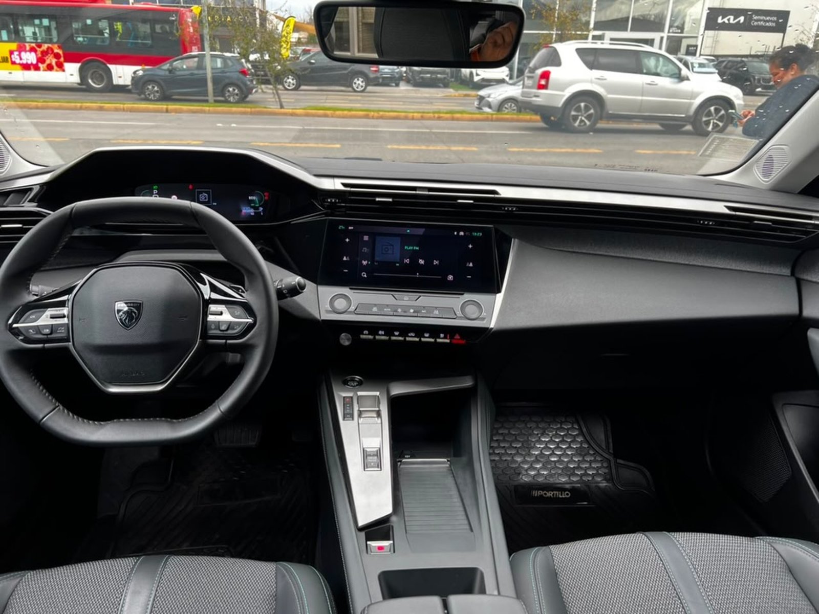 Peugeot 308 2023 - Imagen 10 de 11