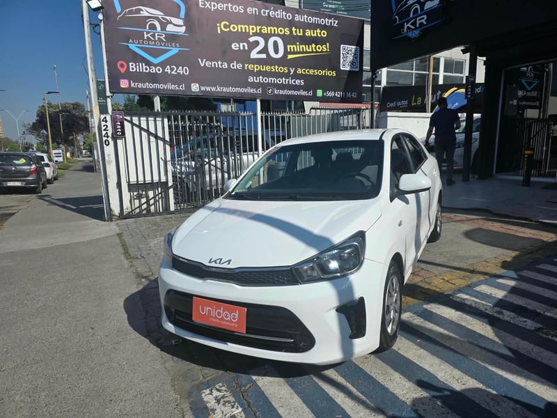 Kia SOLUTO 2022 - Imagen 3 de 10