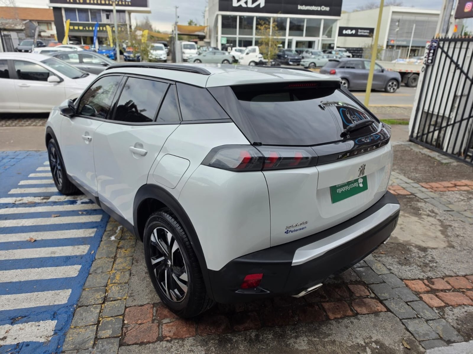 Peugeot 2008 2022 - Foto 4 de 10