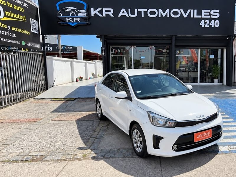 Kia SOLUTO 2022