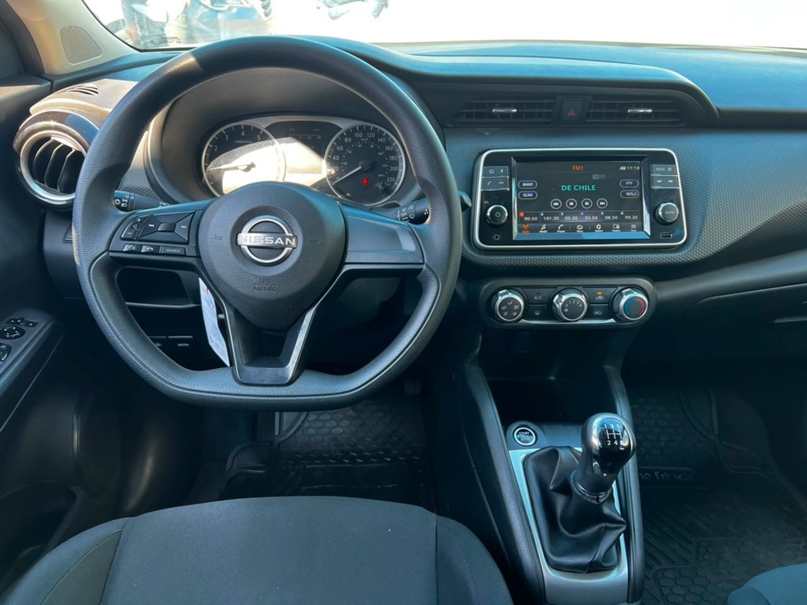 Nissan KICKS 2025 - Imagen 11 de 11
