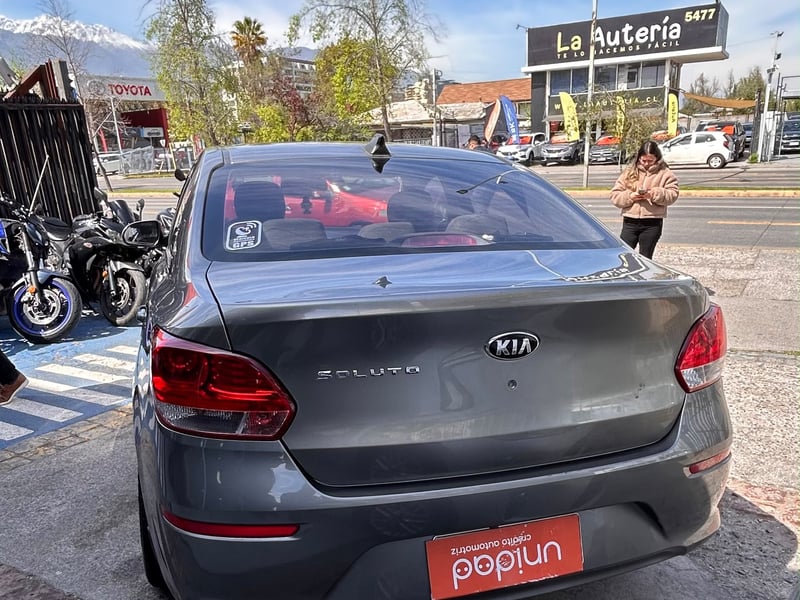 Kia SOLUTO 2021 - Imagen 5 de 9
