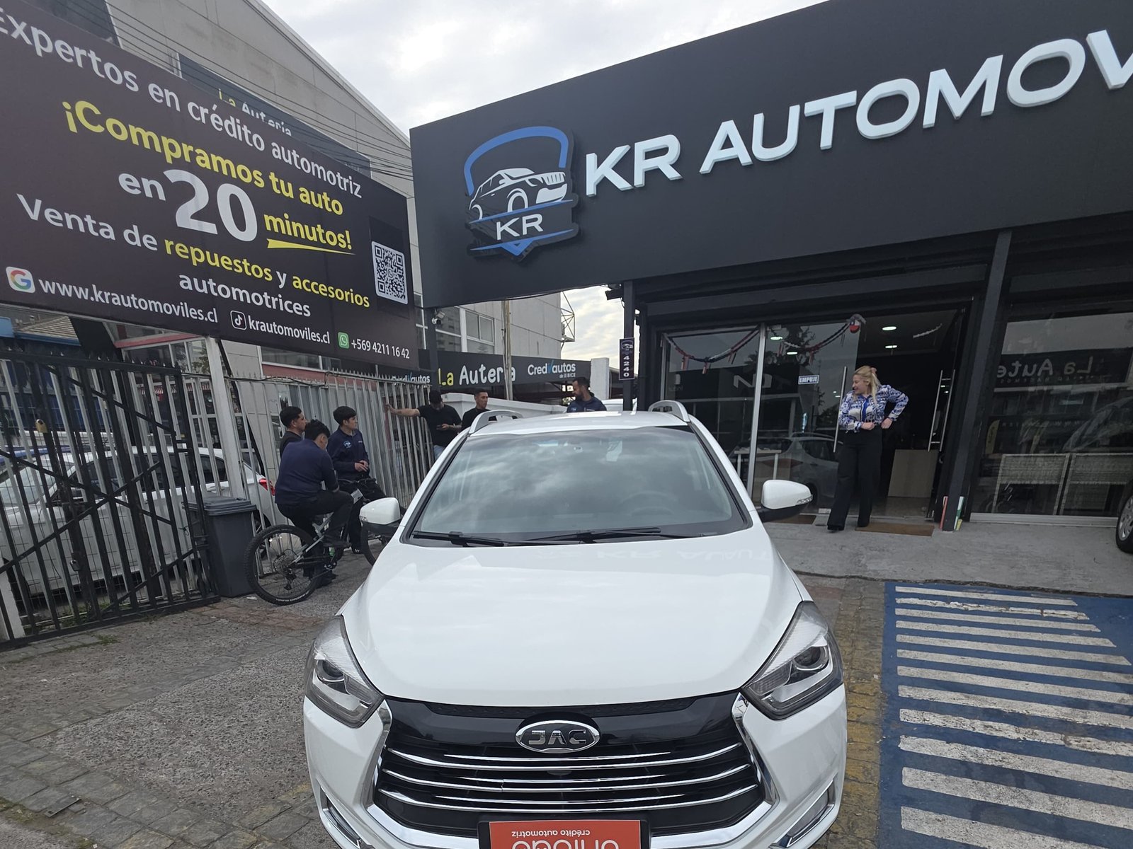 JAC JS2 2022 - Foto 2 de 8