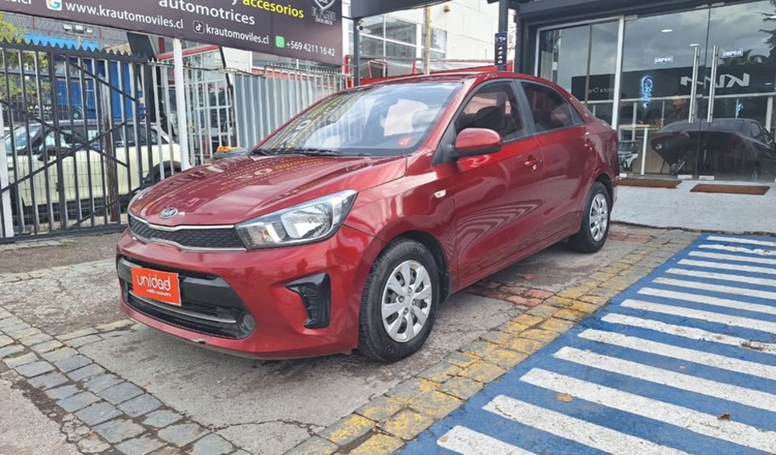 Kia SOLUTO 2020 - Imagen 4 de 10