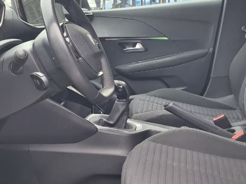 Peugeot 208 2024 - Imagen 9 de 11