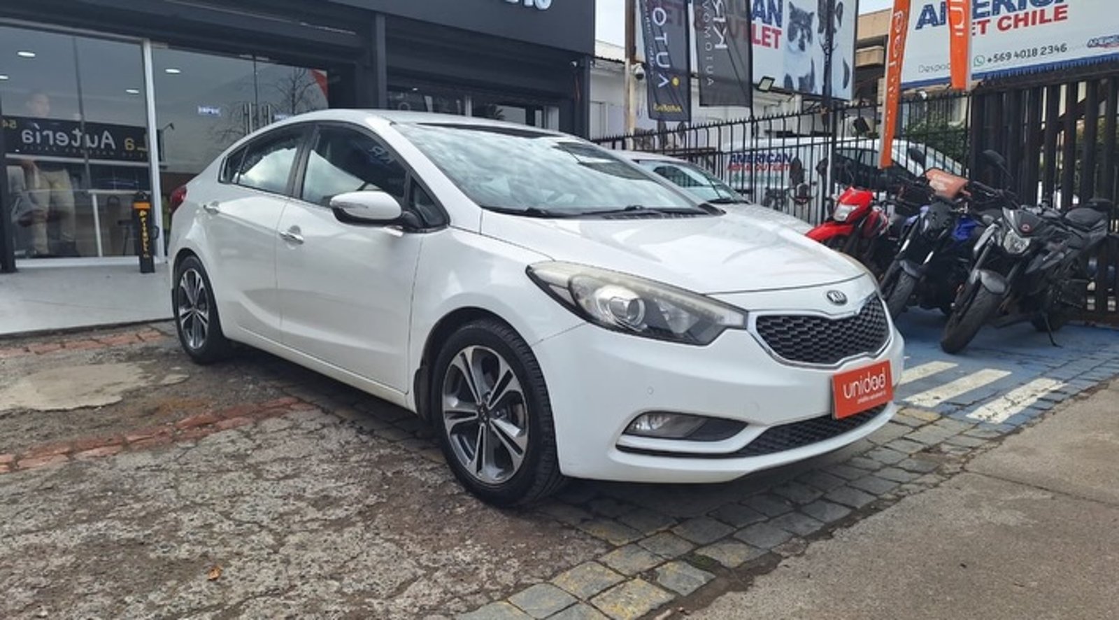 Kia CERATO 2016 - Imagen 3 de 10