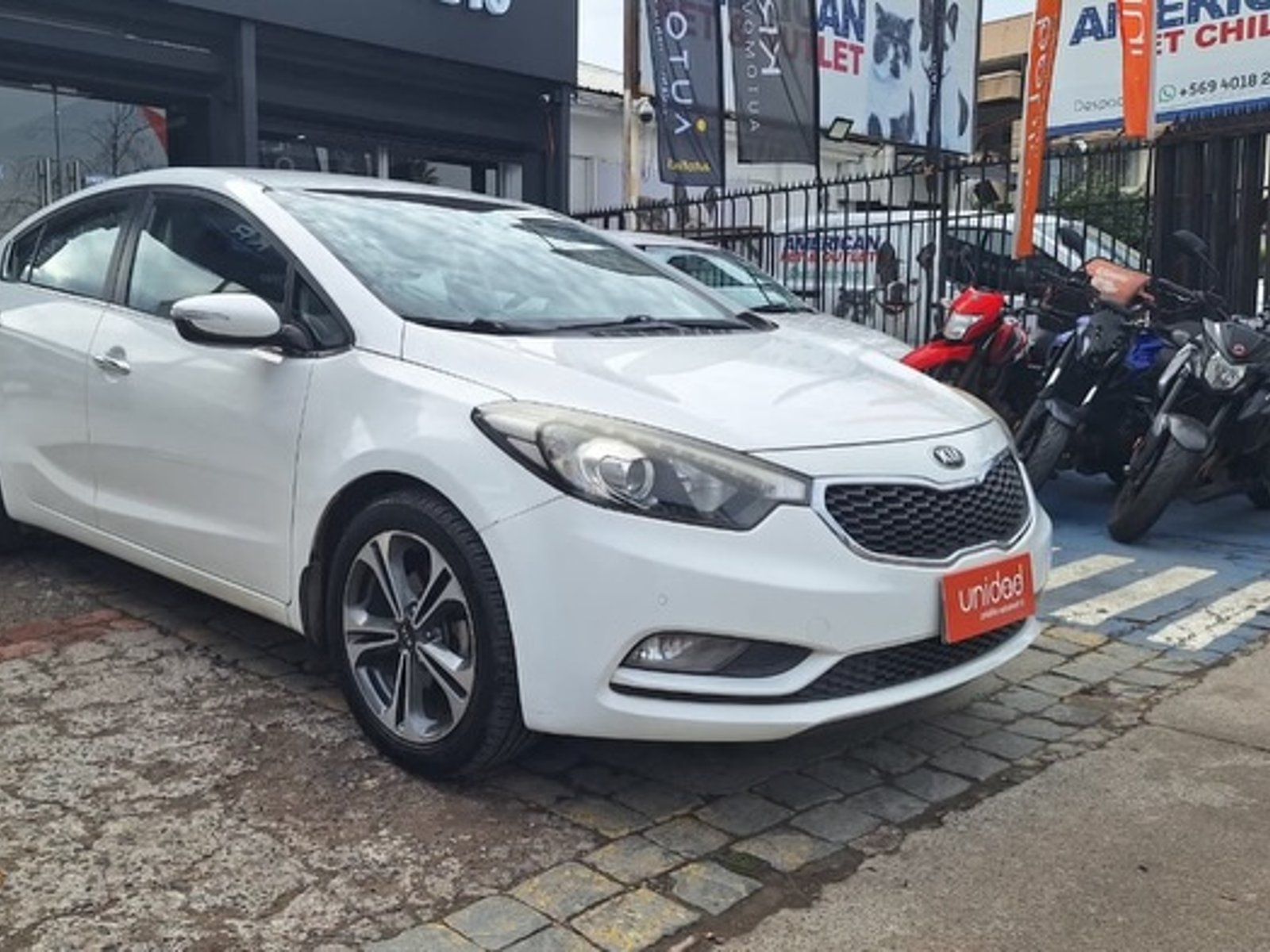Kia CERATO 2016 - Foto 3 de 10