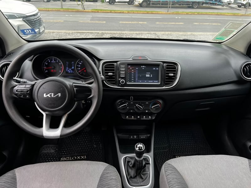 Kia SOLUTO 2024 - Imagen 10 de 10