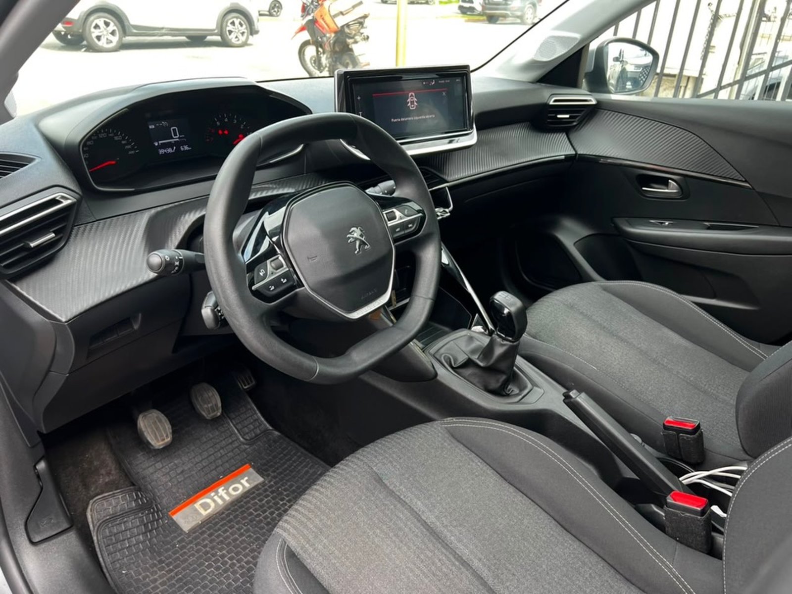 Peugeot 208 2023 - Imagen 7 de 9
