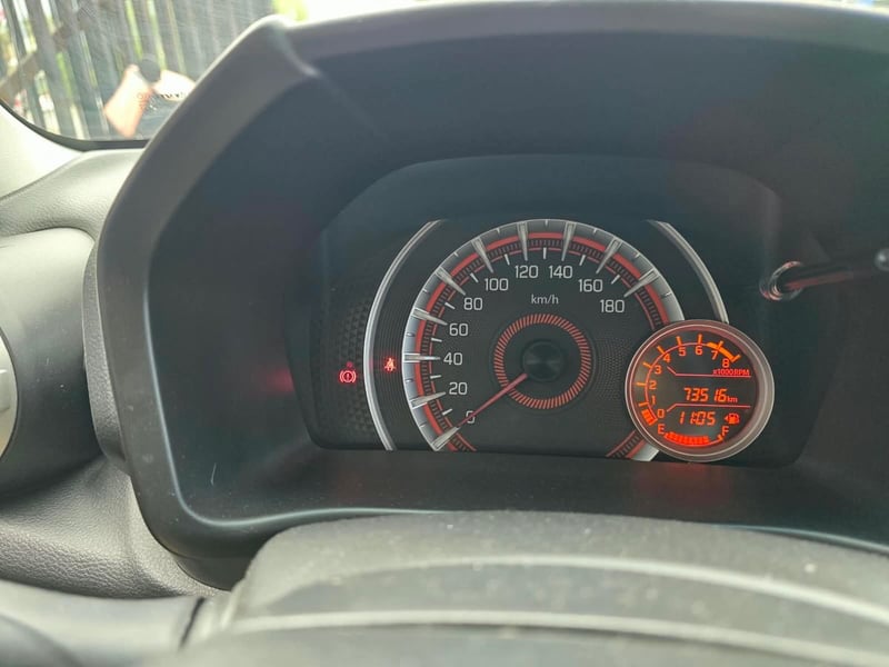 Suzuki CELERIO 2023 - Imagen 9 de 10