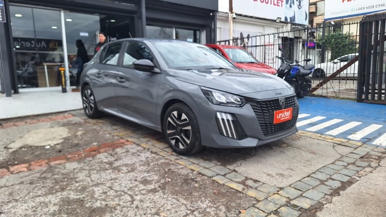 Peugeot 208 2024 - Imagen 4 de 11