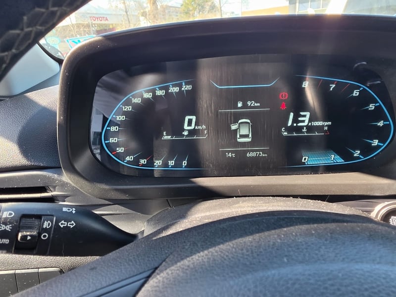 Hyundai 1 2022 - Imagen 8 de 10