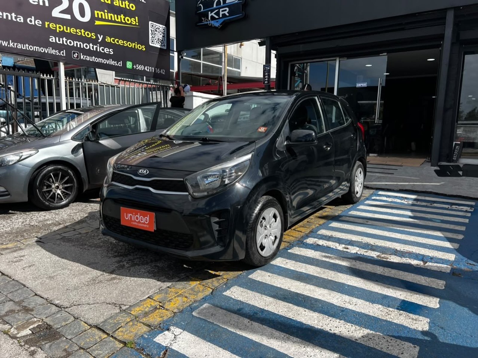 Kia MORNING 2021 - Foto 2 de 10