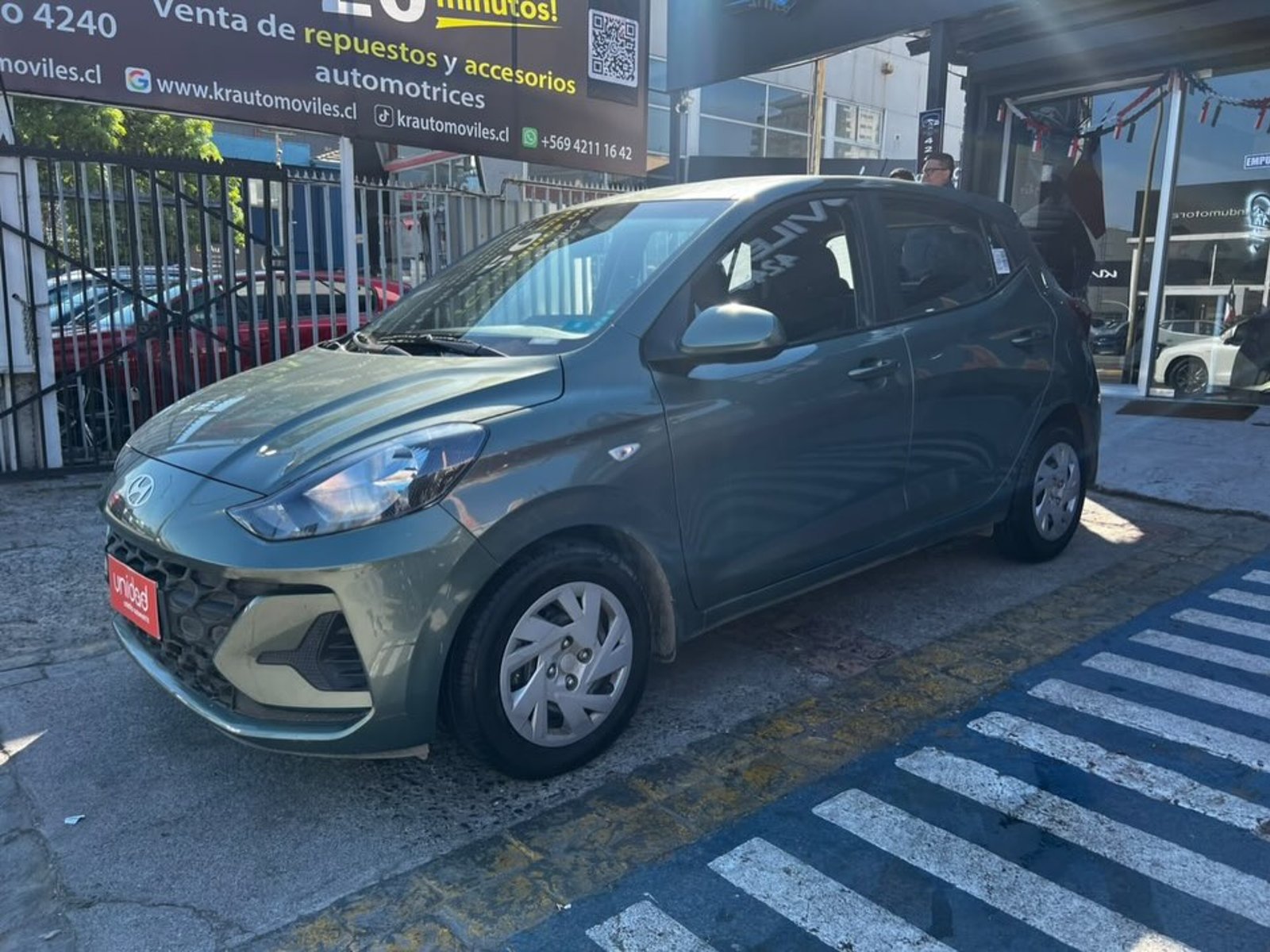 Hyundai GRAND 2025 - Foto 3 de 10