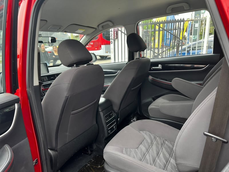 Dongfeng SX6 2023 - Imagen 9 de 10