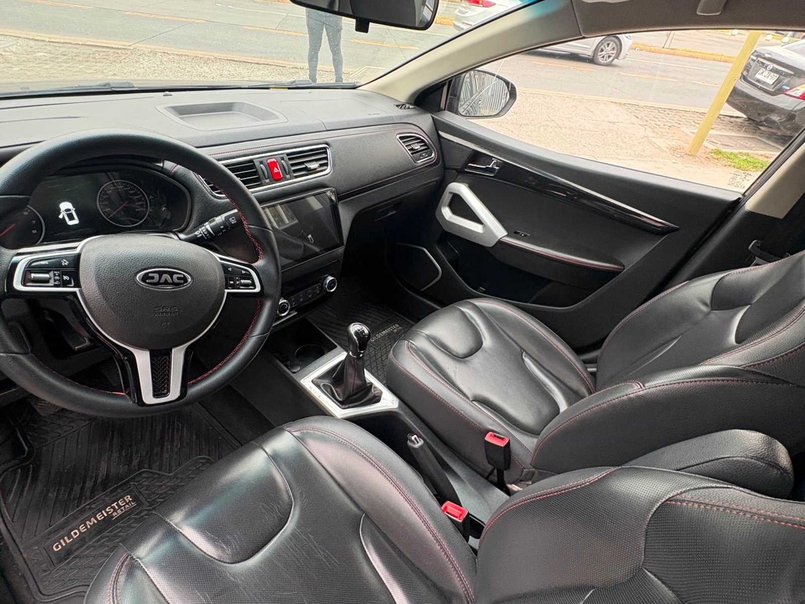 JAC JS2 2023 - Imagen 7 de 9