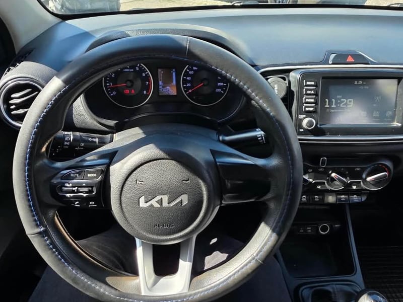 Kia RIO 2020 - Imagen 9 de 10