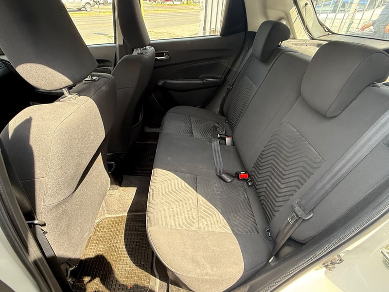 Suzuki SWIFT 2024 - Imagen 9 de 10