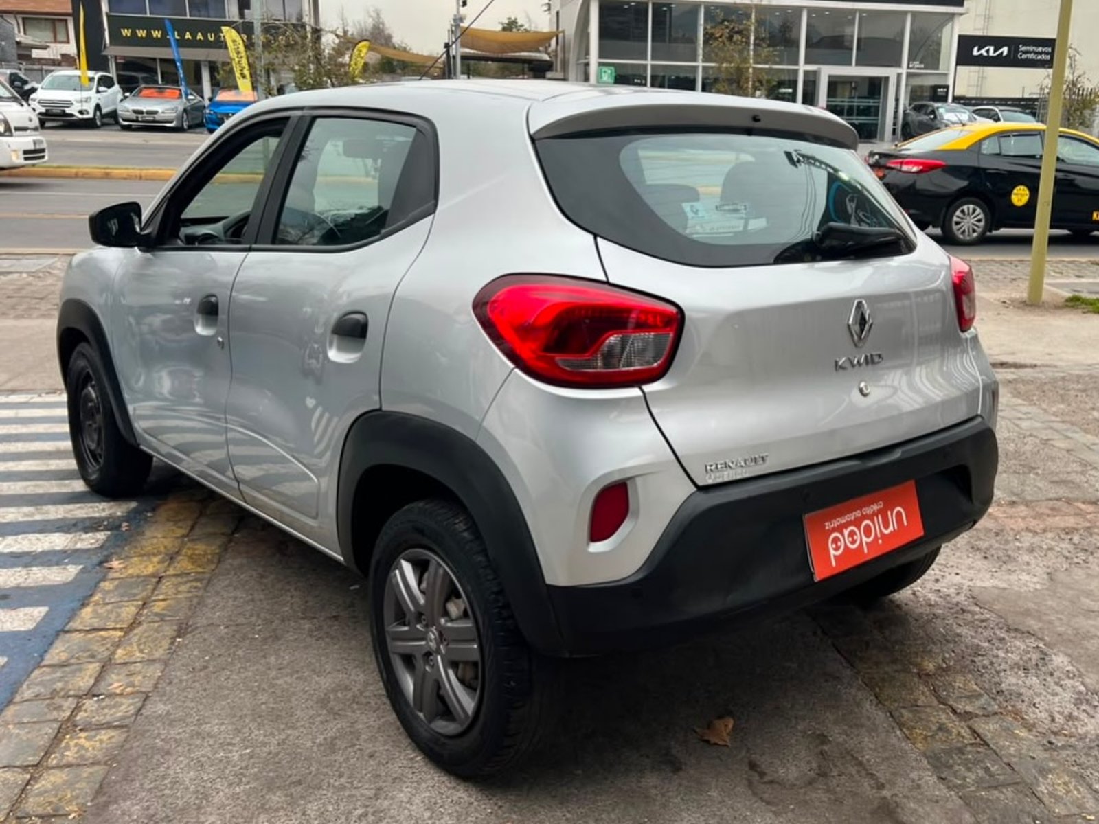 Renault KWID 2023 - Foto 4 de 10