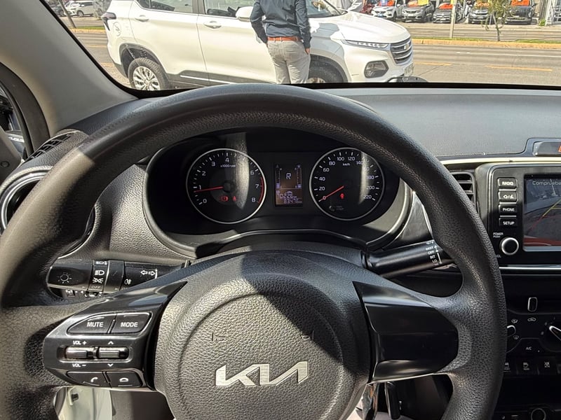 Kia SOLUTO 2022 - Imagen 9 de 9