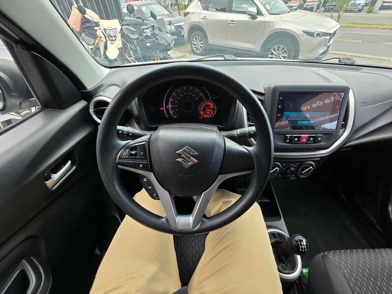 Suzuki CELERIO 2023 - Imagen 10 de 10