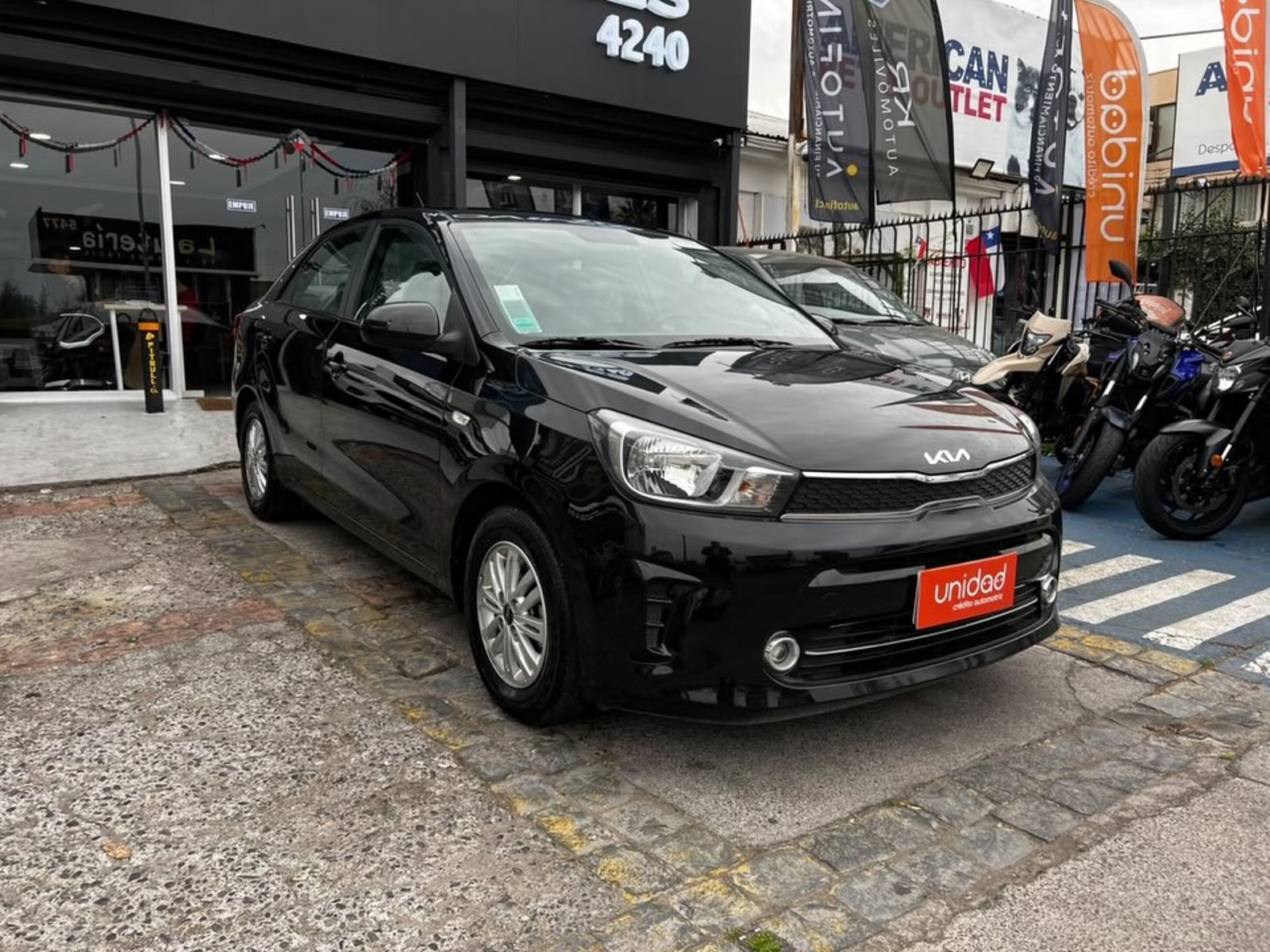 Kia SOLUTO 2024 - Foto 2 de 10