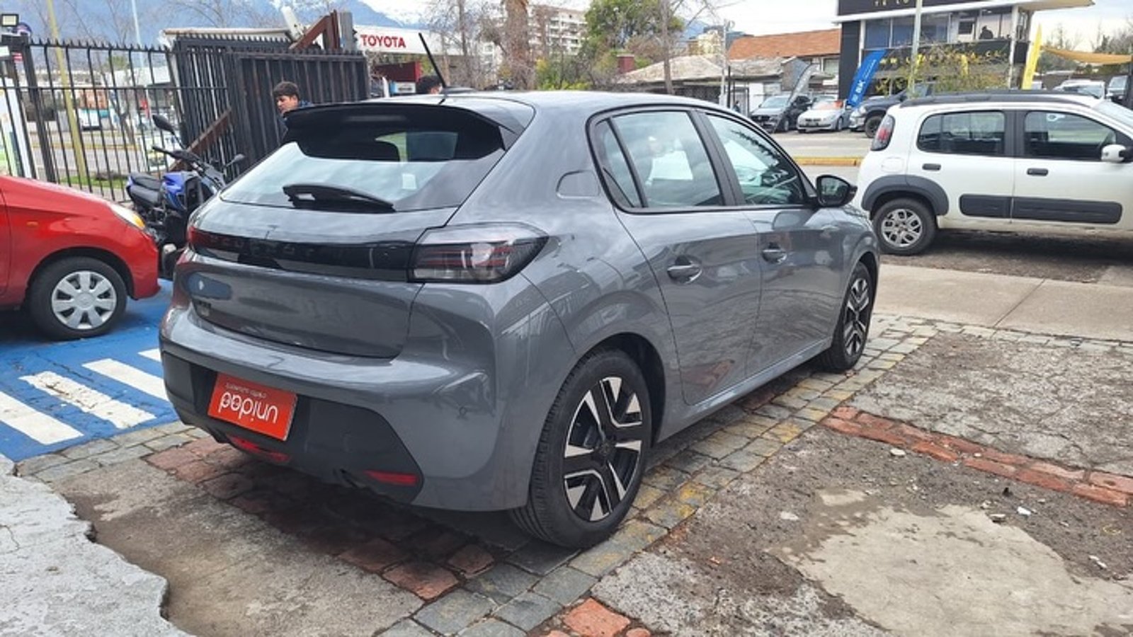 Peugeot 208 2024 - Imagen 6 de 11