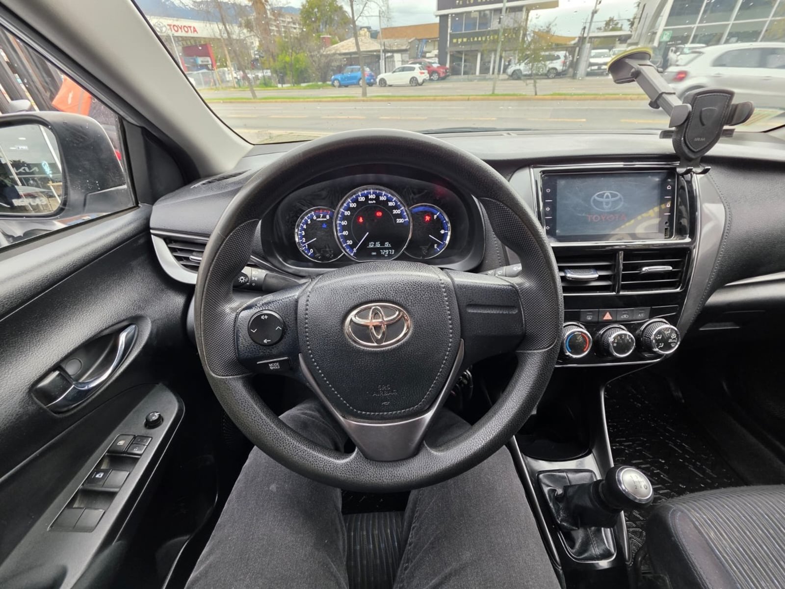 Toyota YARIS 2022 - Imagen 9 de 10
