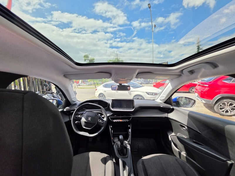 Peugeot 208 2023 - Imagen 9 de 10