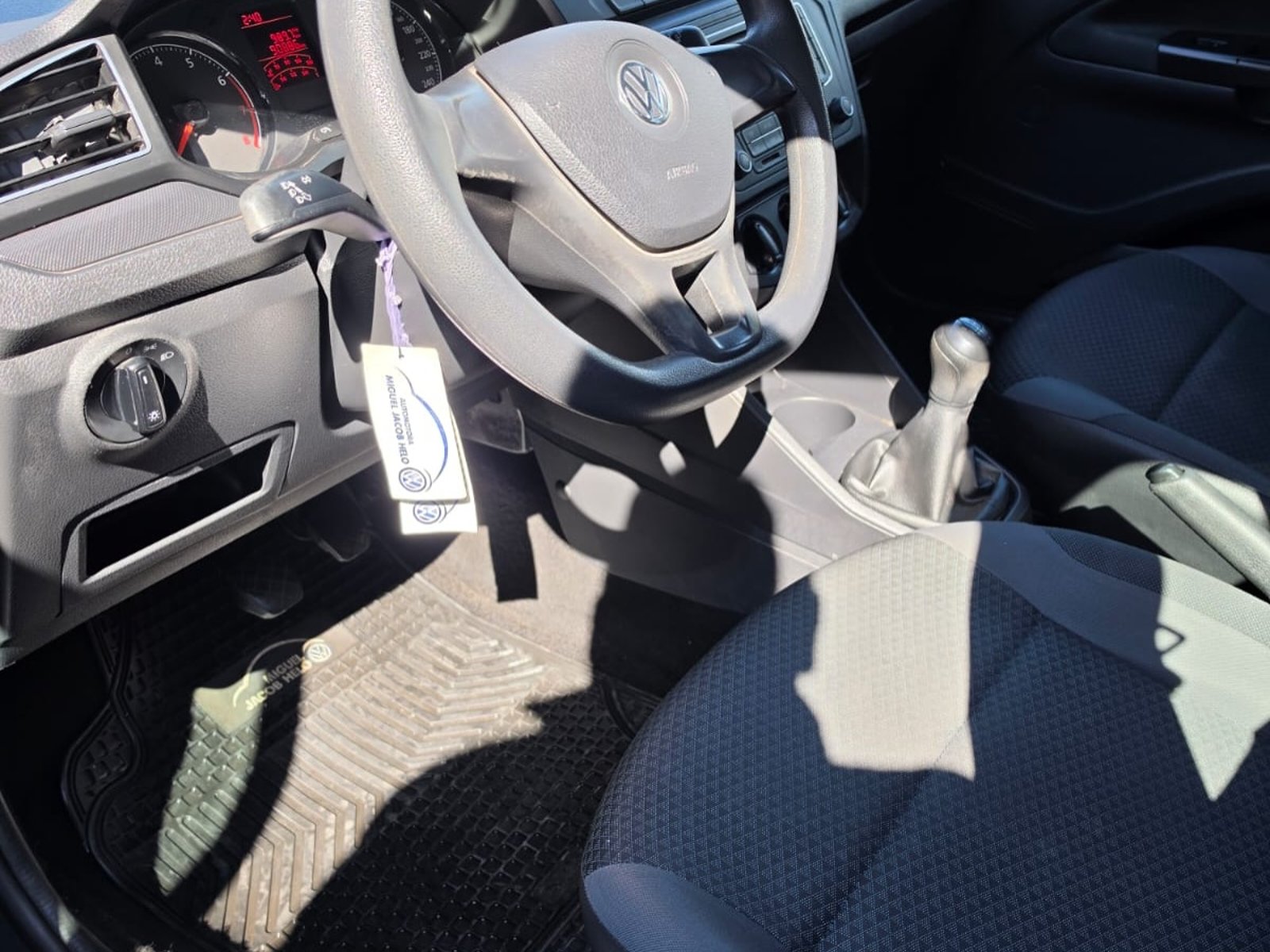 VOLKWAGEN GOL 2022 - Imagen 7 de 10