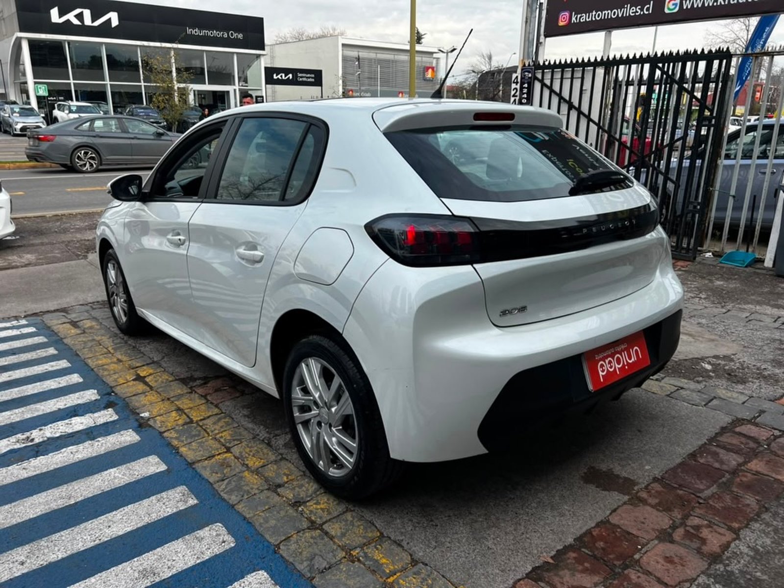 Peugeot 208 2023 - Imagen 7 de 11