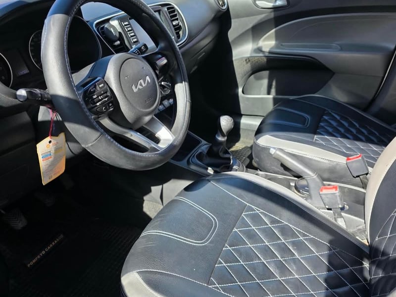 Kia SOLUTO 2022 - Imagen 7 de 10