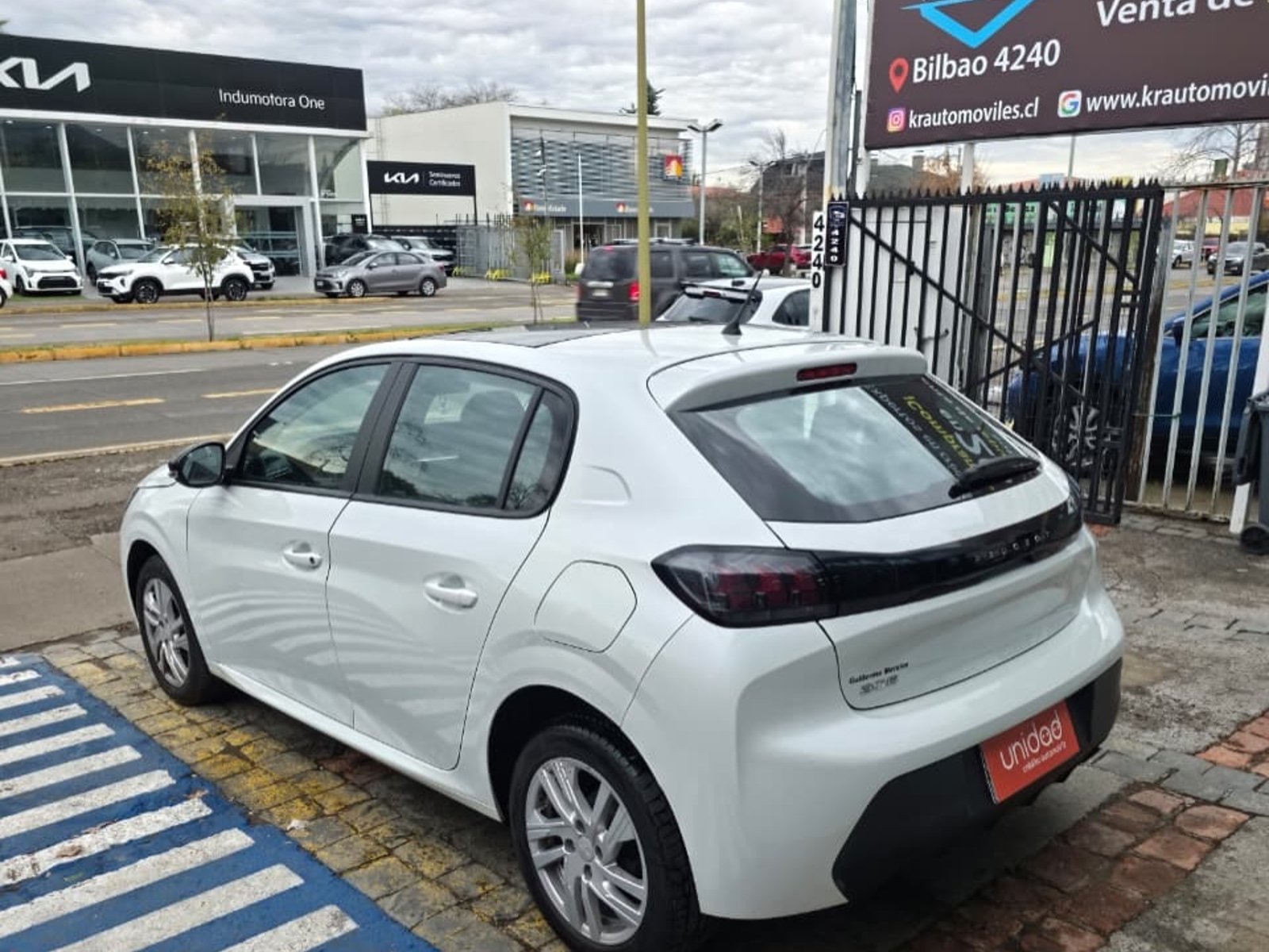 Peugeot 208 2024 - Foto 4 de 11