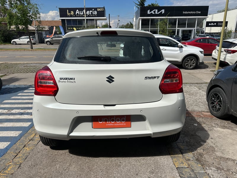 Suzuki SWIFT 2022 - Imagen 5 de 10